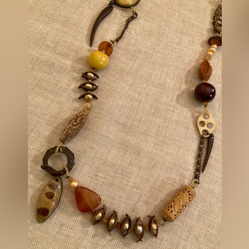 Nature Bijoux long necklace made of natural materials and beads new